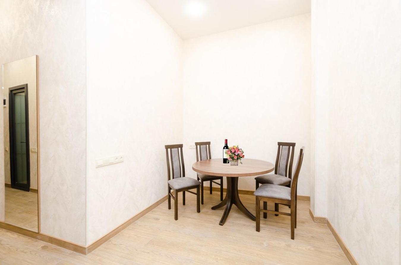 15. Double Room Apartaments With Fresh Style Єреван Екстер'єр фото
